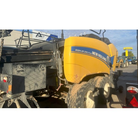 EMACADORA NEW HOLLAND BIGBALER 1290 PLUS