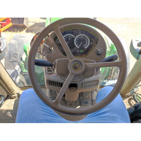 JOHN DEERE 6115R