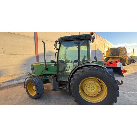 JOHN DEERE 5615F