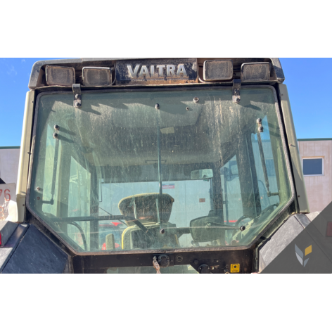 Valtra 8350