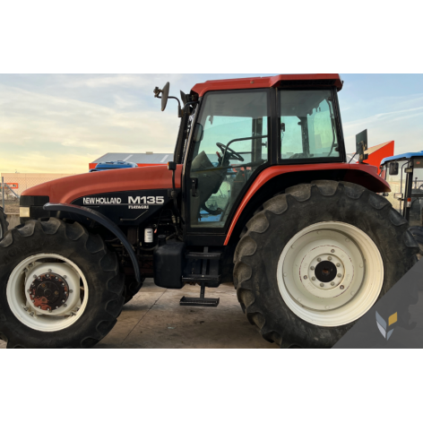 New Holland M135